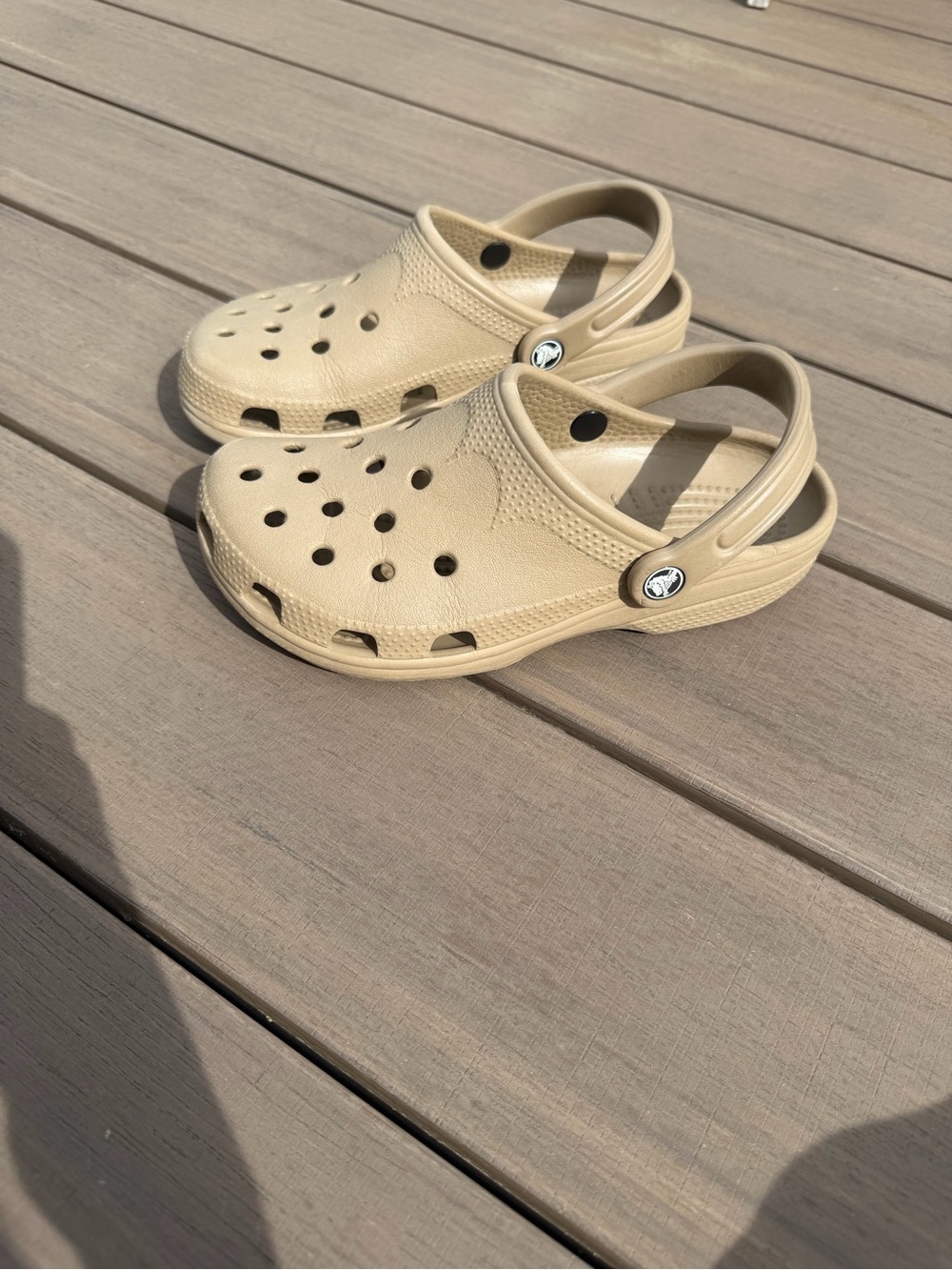 Crocs classic clogs tan beige neutral women’s 6-7 men’s 4-5 slip on shoes